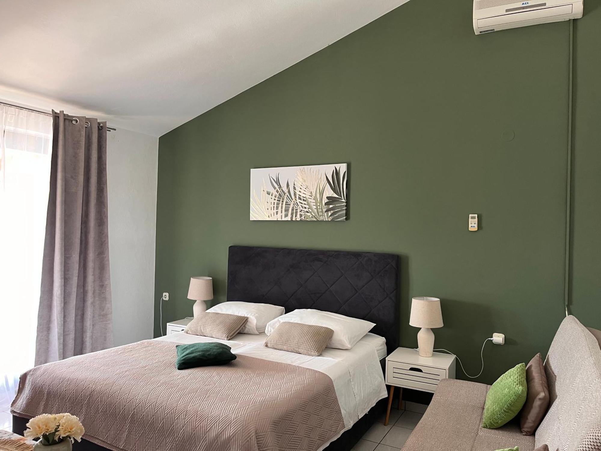 Mirella 20 M From The Sea - Free Parking * Trogir