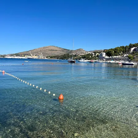 Apartments Villa Mirella 20 M From The Sea - Free Parking Trogir Exterior photo