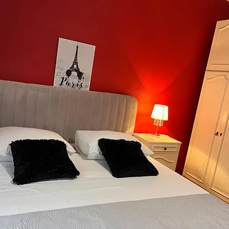 Apartments Villa Mirella 20 M From The Sea - Free Parking Trogir Exterior photo