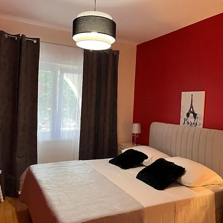 Apartments Villa Mirella 20 M From The Sea - Free Parking Trogir Exterior photo