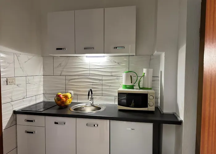 Apartments Villa Mirella 20 M From The Sea - Free Parking