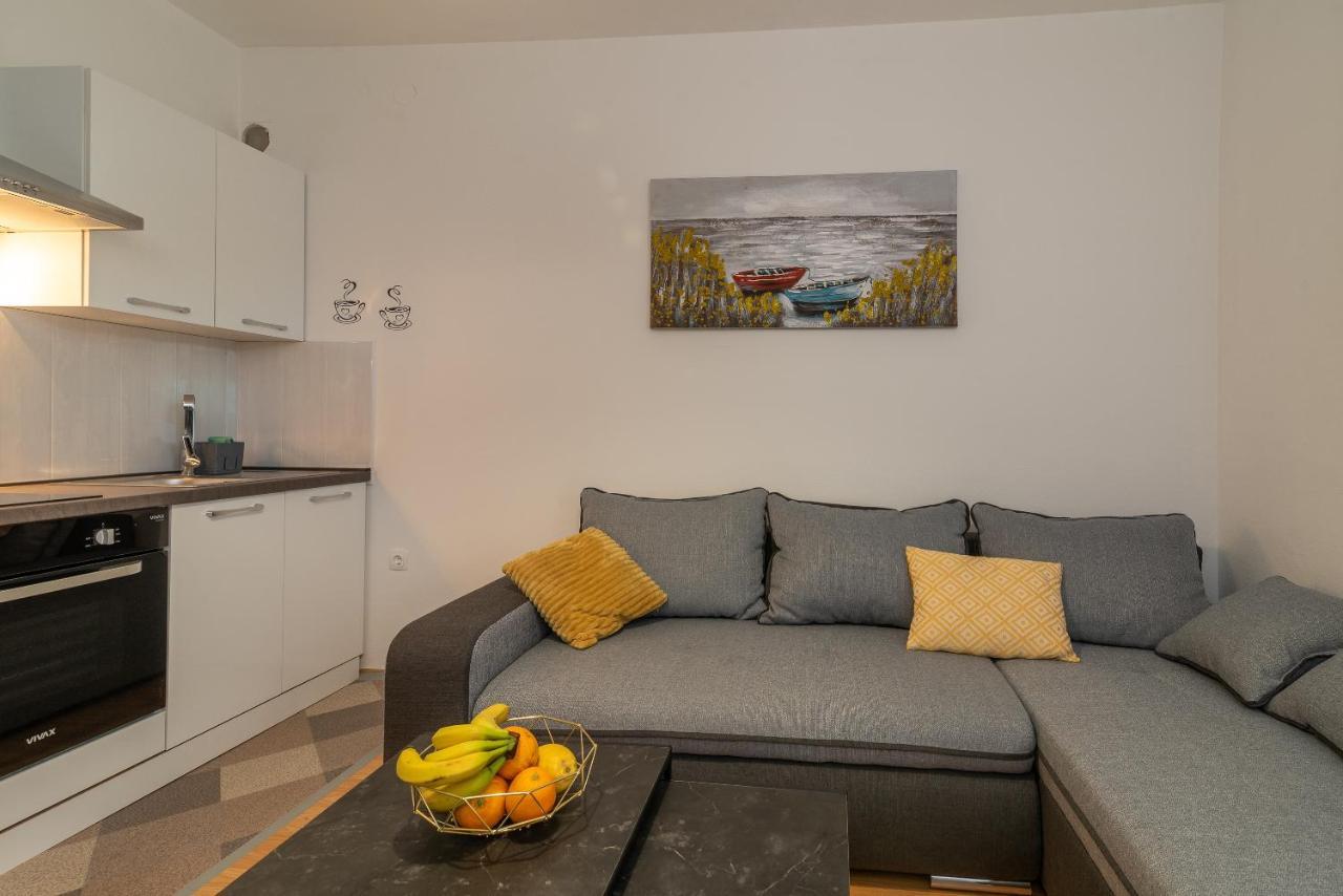 Mirella Apartment Trogir