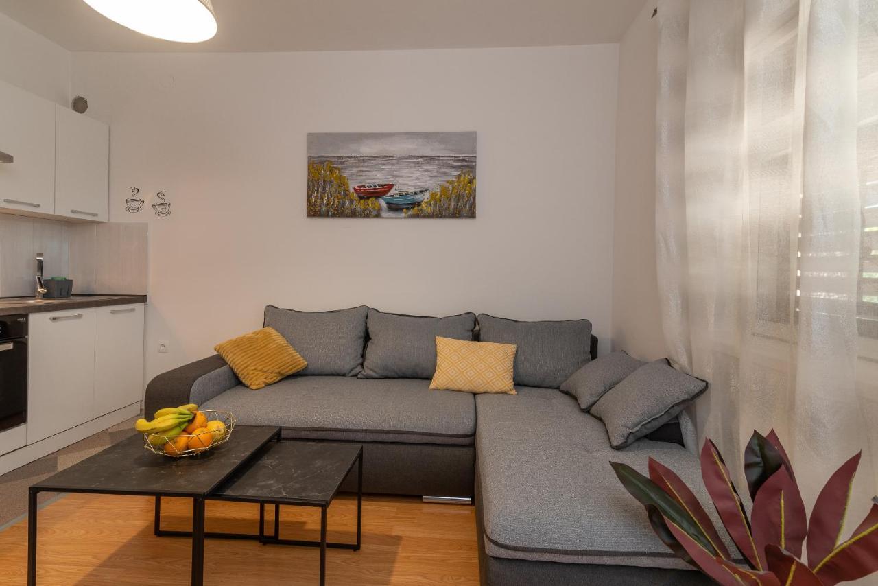 Mirella Apartment Trogir