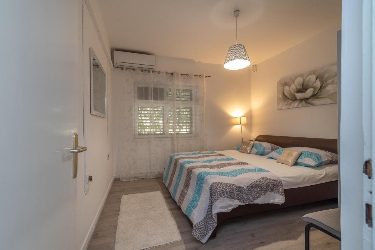 Apartment Mirella *