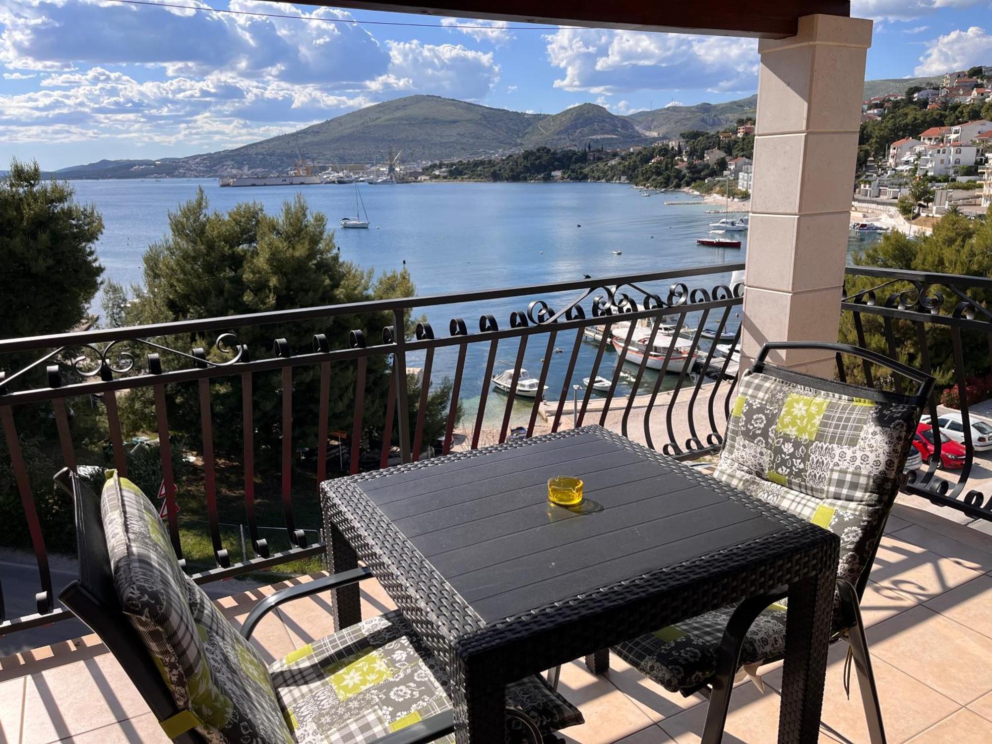 Apartment Mirella Trogir