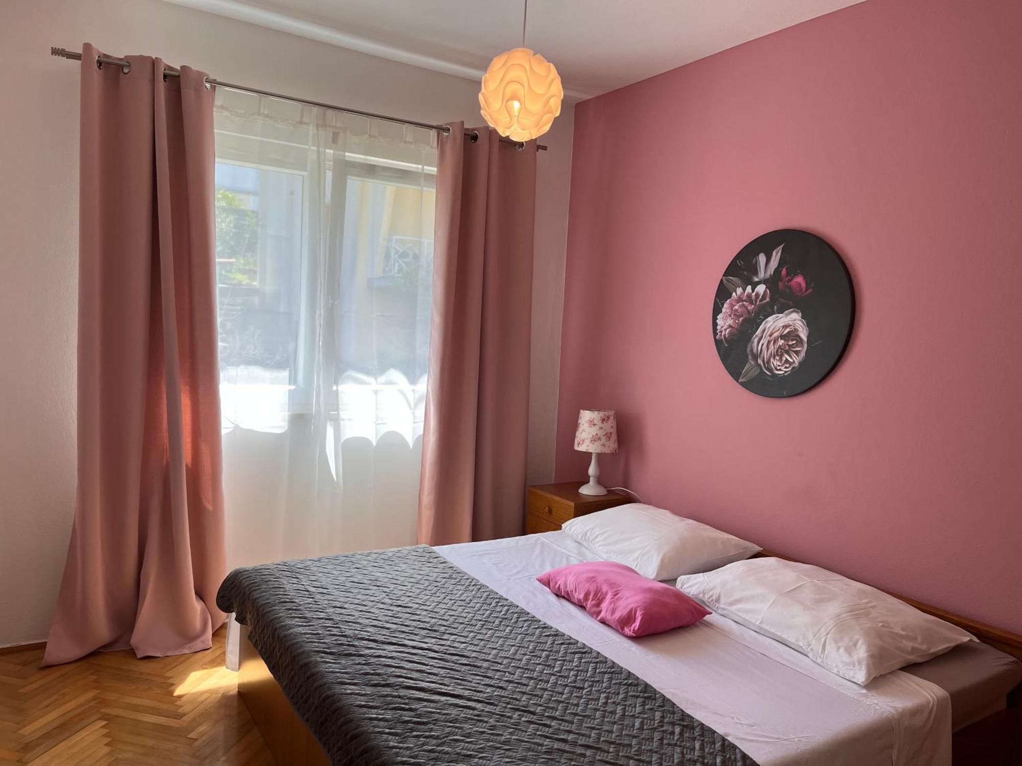 Mirella Apartment *
